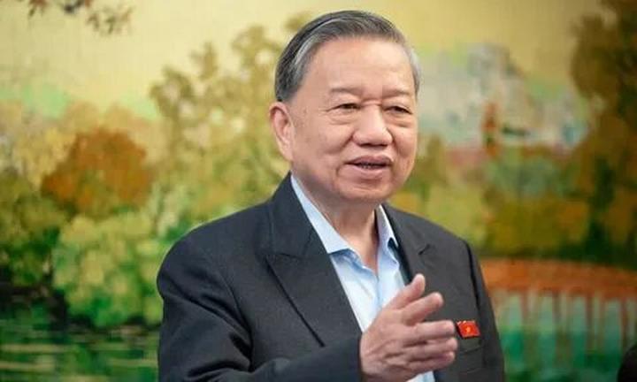 Xu hướng 5 kiểu áo dễ